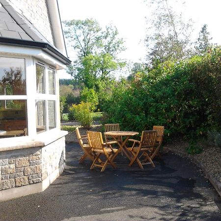 Dillon'S Cottage Monneill Exterior photo